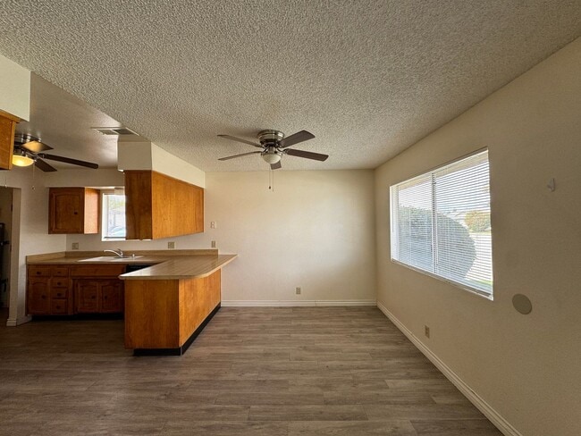 Building Photo - 2501 Bea Ct