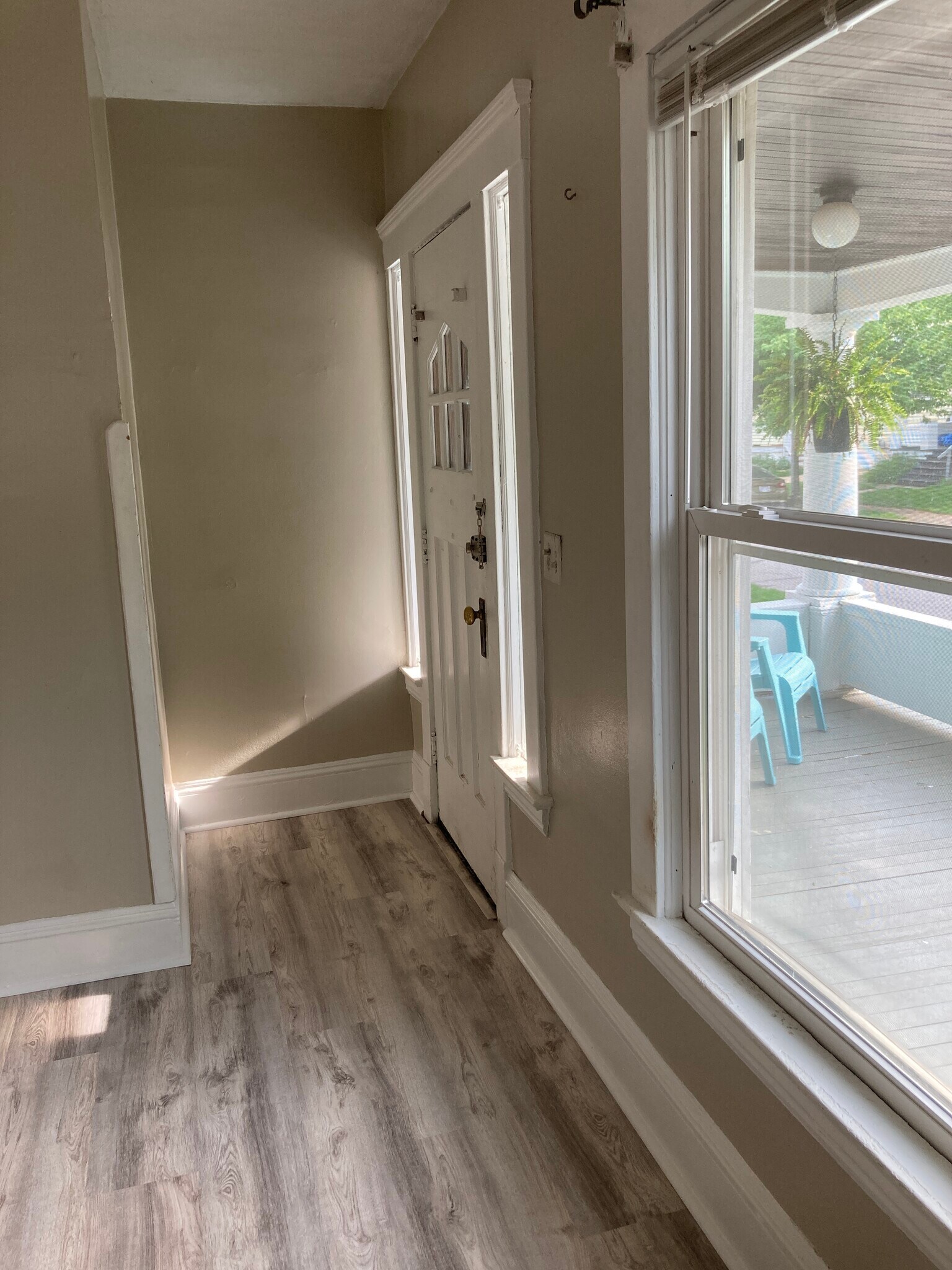 Building Photo - 1273 Fry Ave