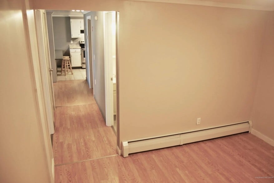 Building Photo - 209 Carsley Rd