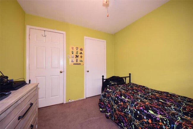 Building Photo - Fantastic 3bd/1ba home! Let yourself in!