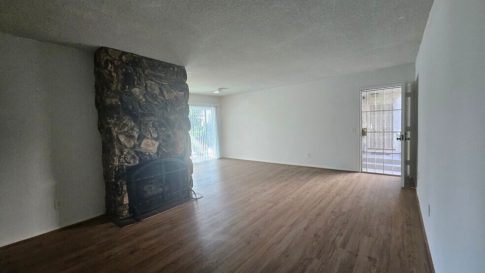 Building Photo - 3838 Keystone Ave