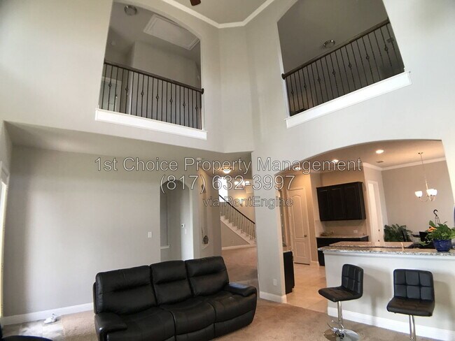 Building Photo - 5913 Richmond Dr