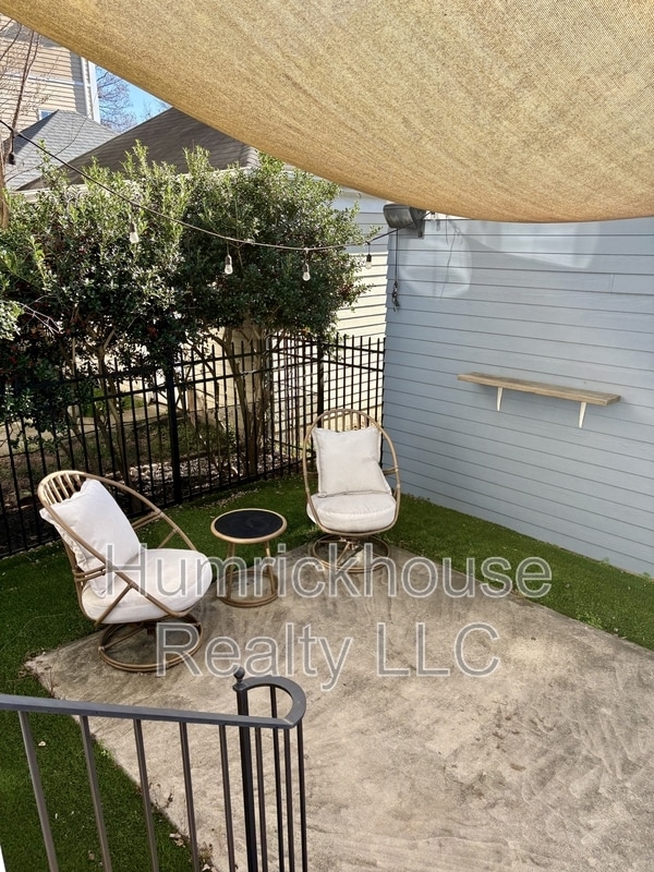 Building Photo - 515 Dubois Court