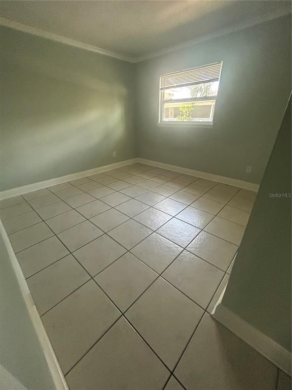 Building Photo - 206 N Cypress Way