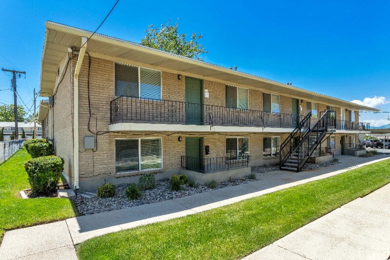 Building Photo - 2115 E 3300 S