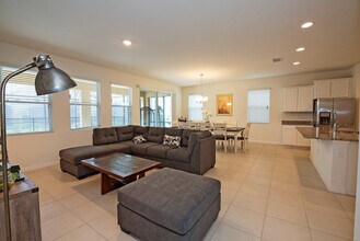 Building Photo - 5277 Oakbourne Ave