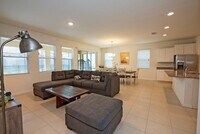 Building Photo - 5277 Oakbourne Ave