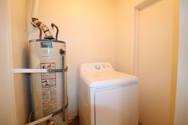 Building Photo - Cute Northwest Home