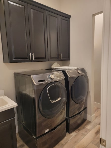 Building Photo - 218 Seacrest Ct