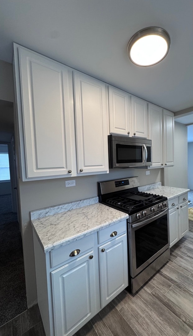 Building Photo - 14240 Linder Ave