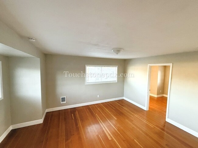 Building Photo - 18101 SE Arista Dr