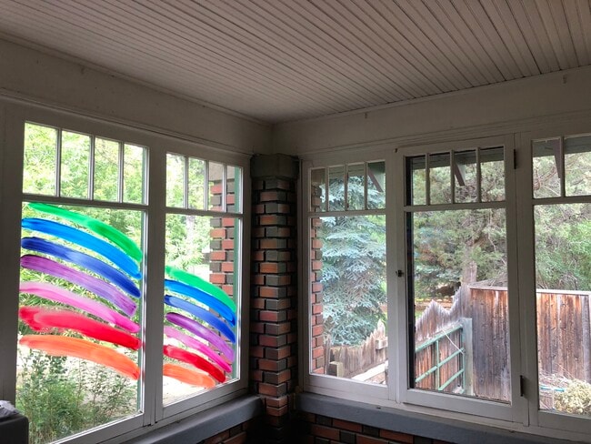 Building Photo - 1209 W Mountain Ave