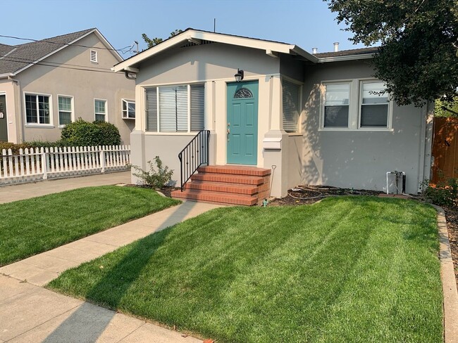 Primary Photo - Updated, One of a Kind 2 Bed / 1 Bath Home...