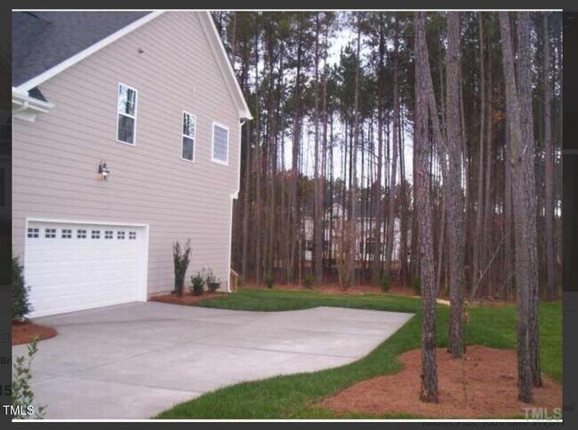 Building Photo - 304 Bridle Boast Rd