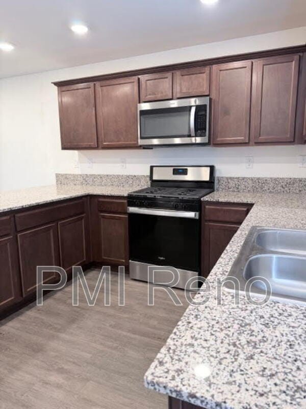 Building Photo - 645 McGill Dr