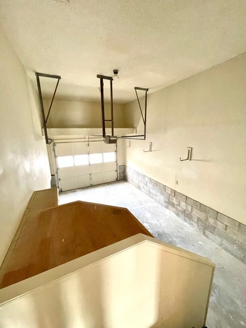 Building Photo - 1893 Rainbow Dr