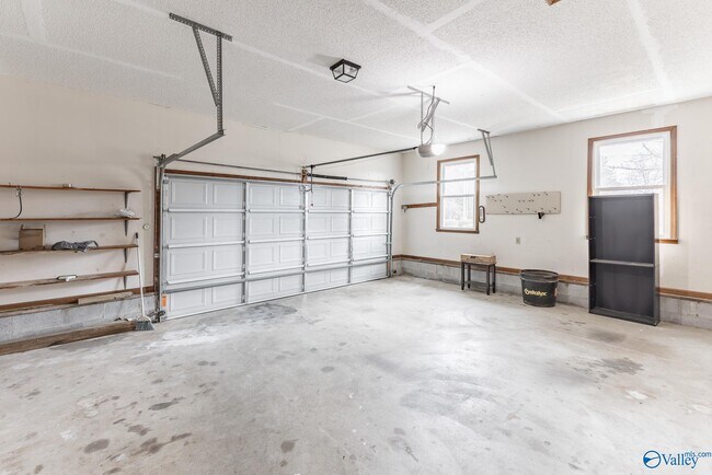 Building Photo - 109 Perriwinkle St