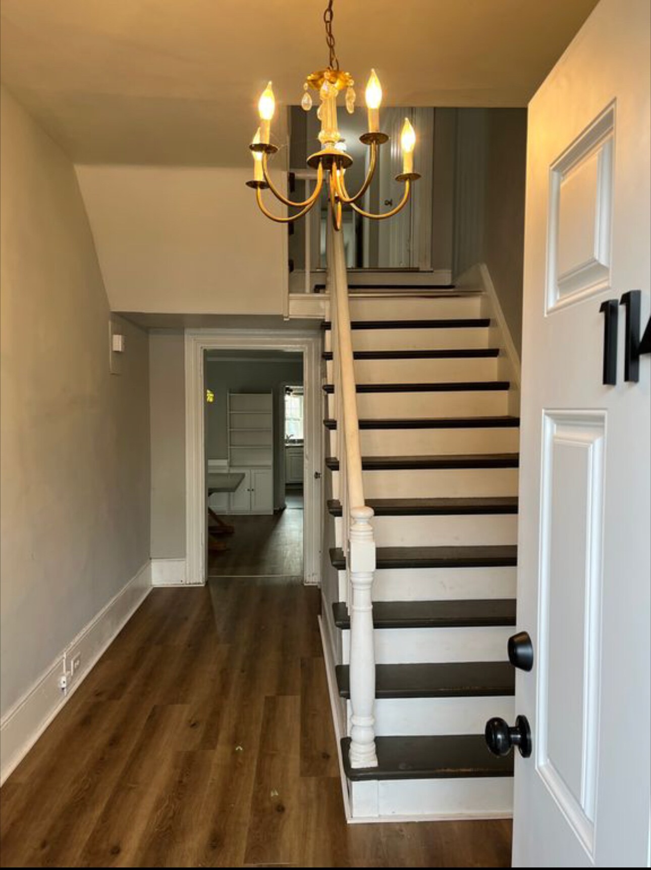 Building Photo - 114 N Brown St