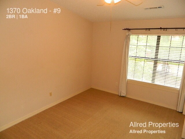 Building Photo - NEAR CAMPUS | NICE SKYLIGHT AND PATIO
