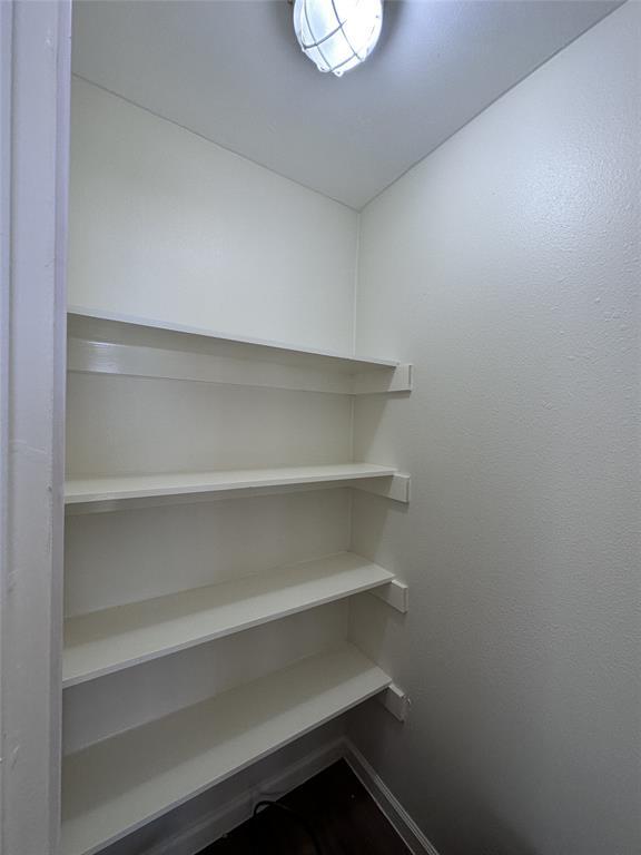 Building Photo - 7703 Braesridge Ct