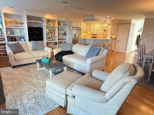 Building Photo - 907 Auckland Way