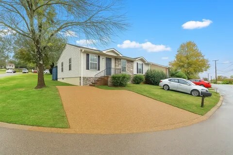 Building Photo - 538 Cedar Dr