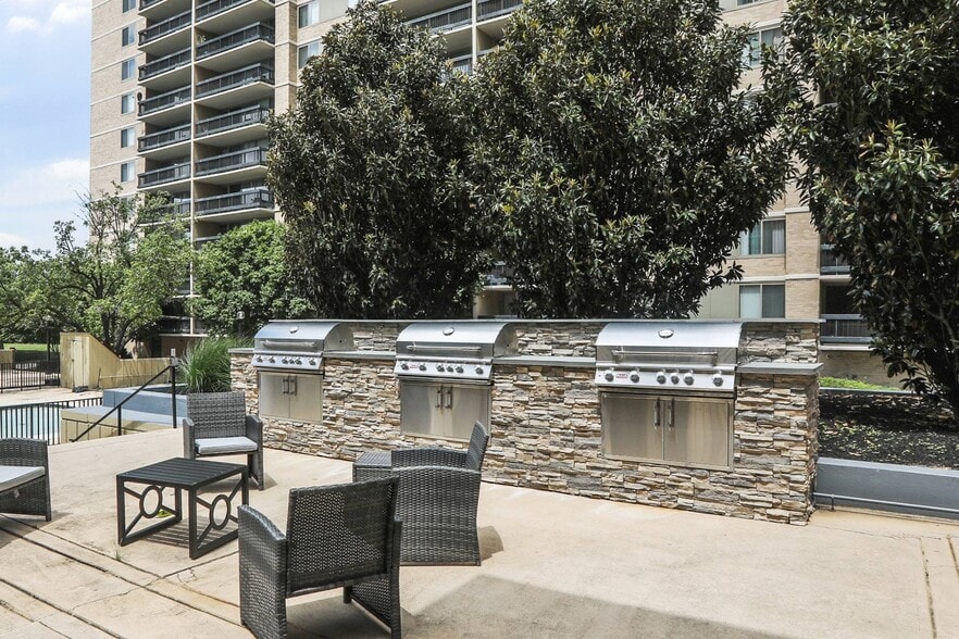 Skyline Towers 5599 Seminary Rd Falls Church VA 22041 Apartment Finder