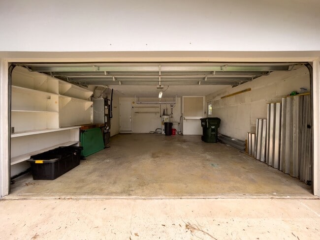 Building Photo - Move In Ready 3/2