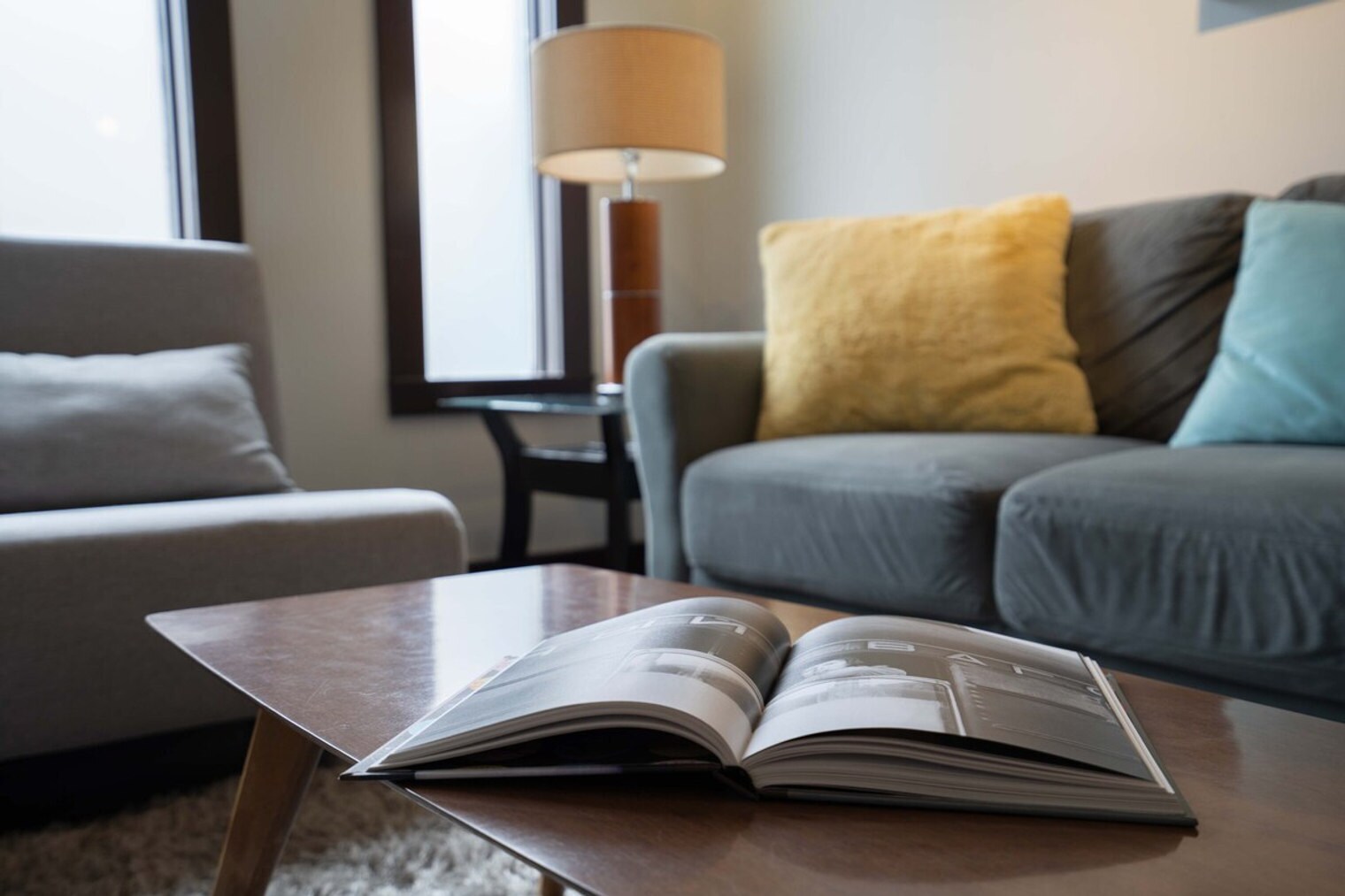 Building Photo - 1208 E Thomas St