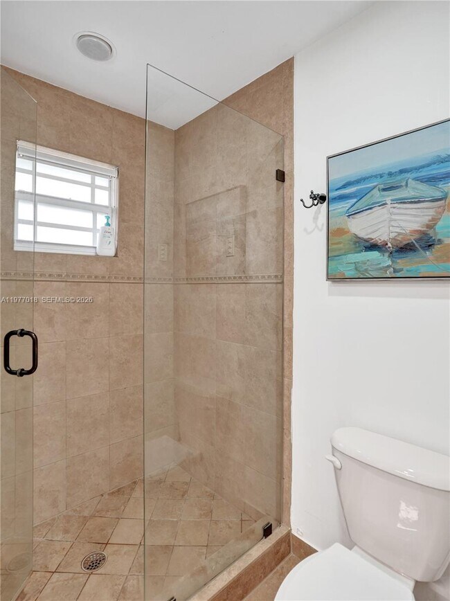 Building Photo - 1844 NE 26th Ave