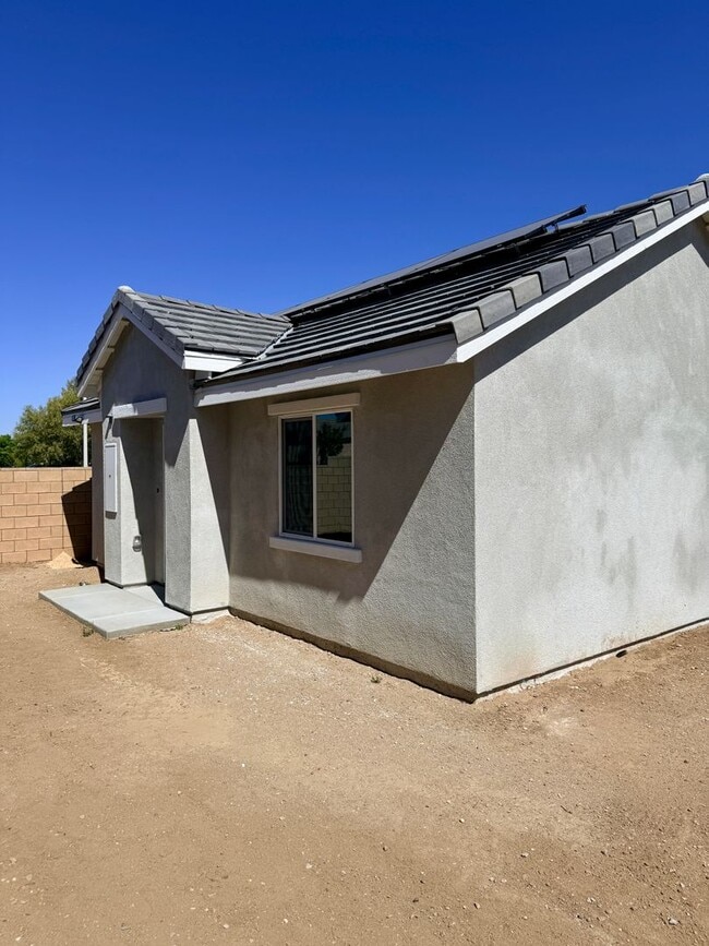 Building Photo - BRAND NEW 1 BEDROOM ADELANTO HOME / 1/2 OFF FIRST MONTH'S RENT