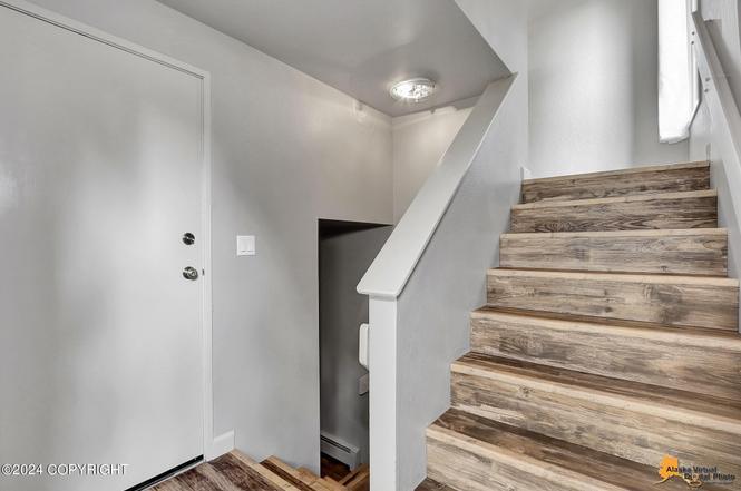 Building Photo - 7217 Foxridge Cir