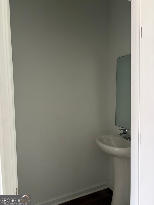 Building Photo - 152 Deep Bay Cir