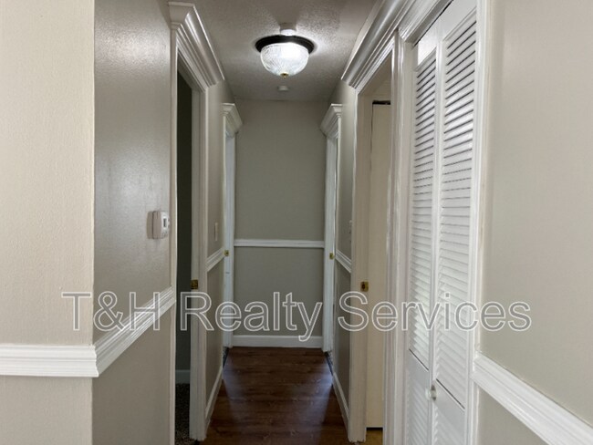 Building Photo - 8238 Wysong Dr