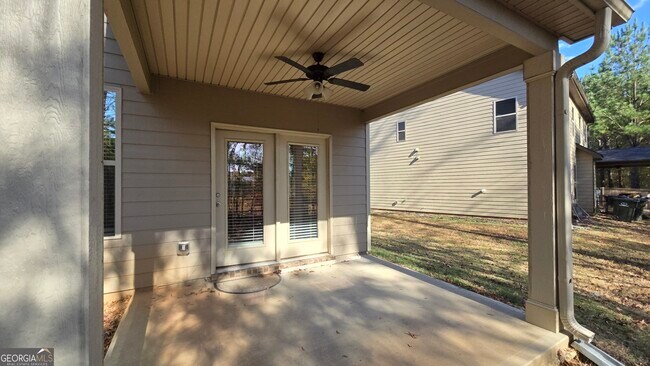 Building Photo - 13106 Vista Dr SE