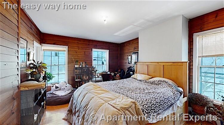 Building Photo - 58 Atherton St