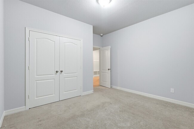 Building Photo - 119 Buttonwood Ct
