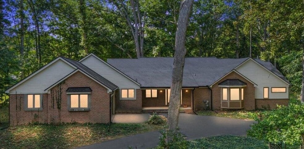 Primary Photo - 28118 Forestbrook Dr