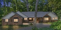 Building Photo - 28118 Forestbrook Dr