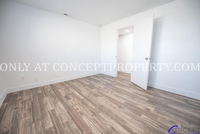 Building Photo - Newly Remodeled 5-Bedroom Home | 2-Car Gar...