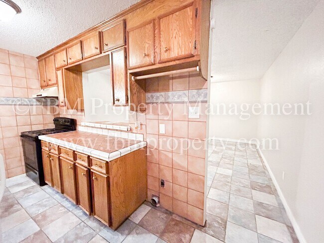 Building Photo - 2534 W Sycamore Ave - 2 Bedroom, 1 Bathroom Apartment Home in Corsicana, TX