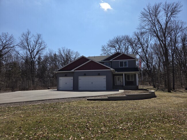 Building Photo - 8371 116th St SE