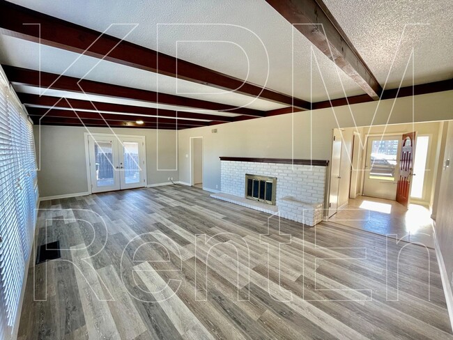 Building Photo - 1117 Brookside Rd