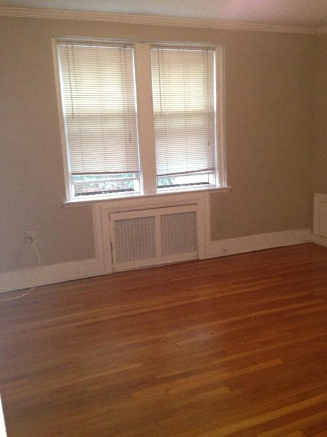 Building Photo - New Allston Listing!!