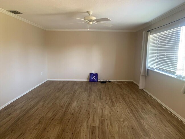 Building Photo - 2310 Canalbluff Pl