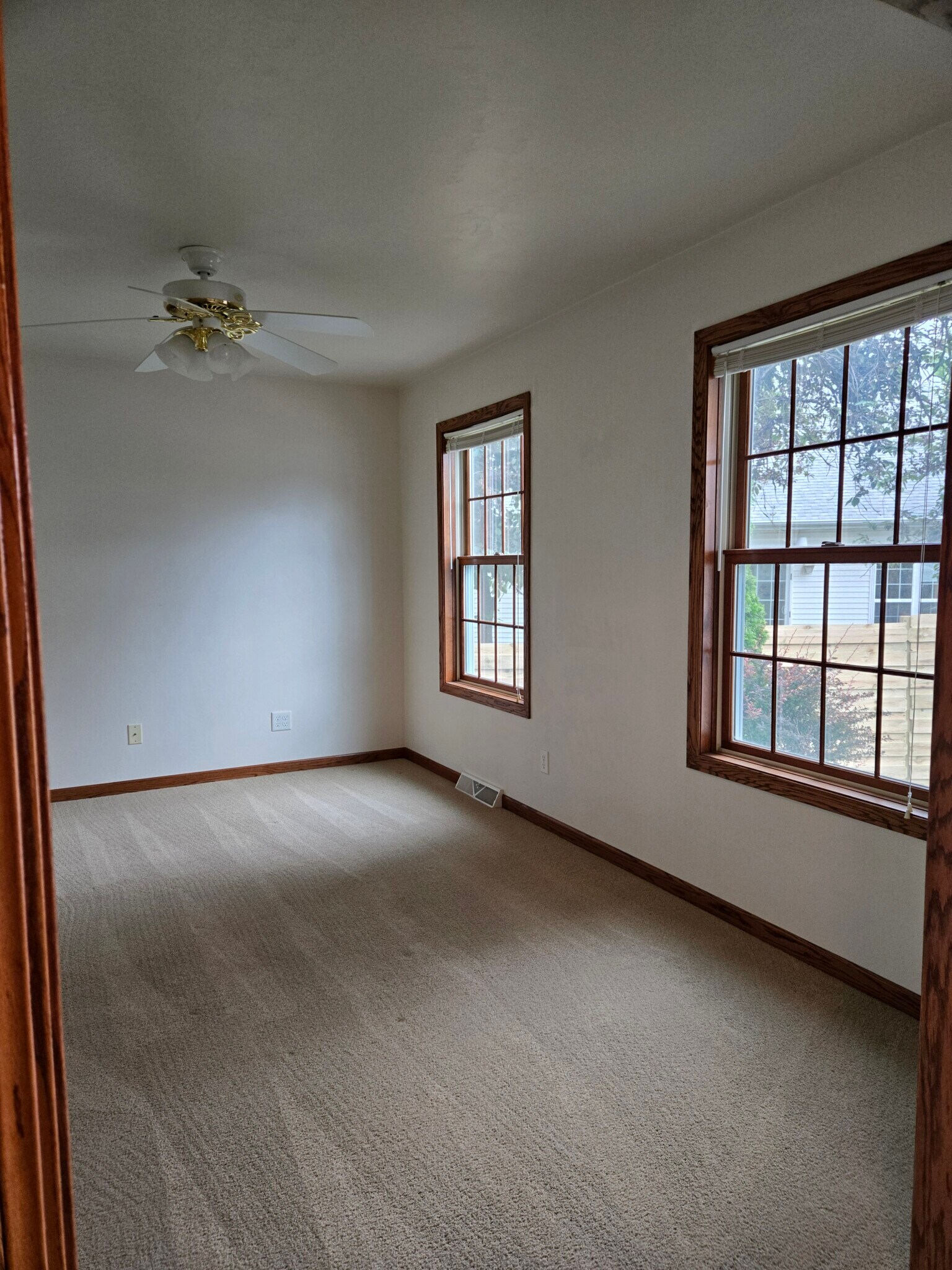 Building Photo - W3132 Glenbrooke Ct