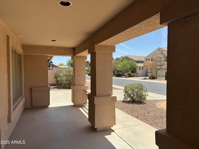 Building Photo - 22530 N Van Loo Dr