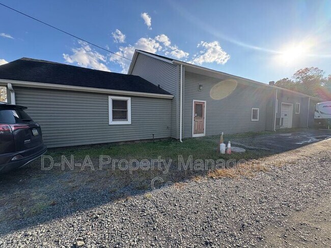 Primary Photo - 3227 N 5th St