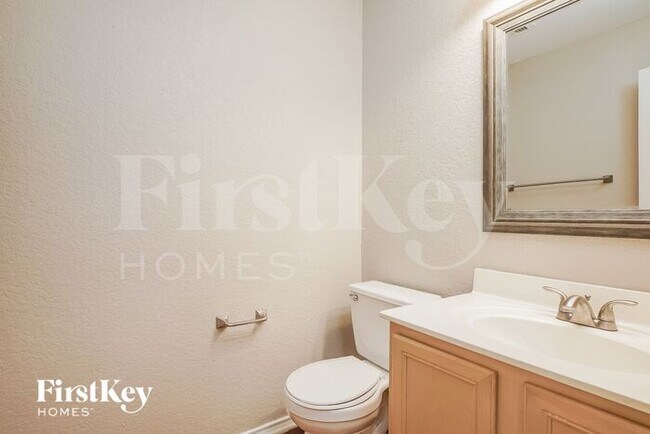Building Photo - 11235 Forest Pass Ct
