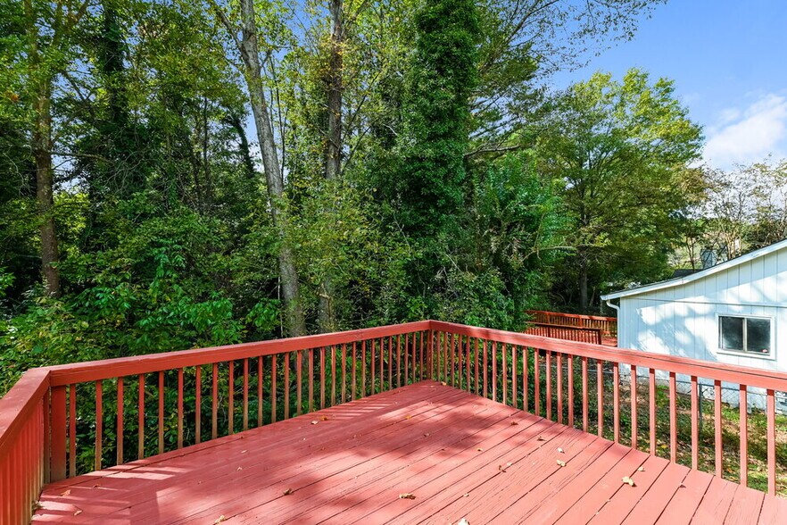 Building Photo - 806 Durham Crossing